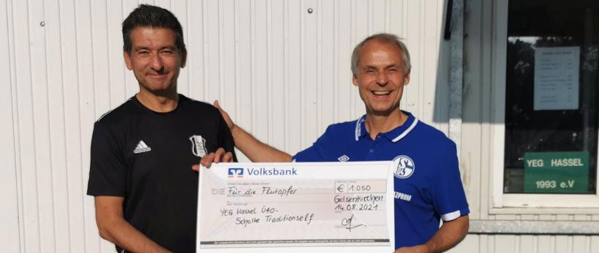 Spendenübergabe Legendenspiel