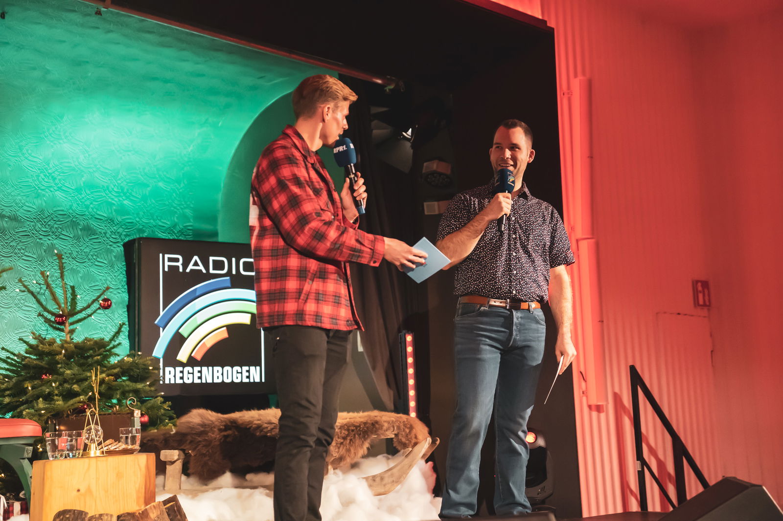Weihnachtsfeier mit Dermot Kennedy