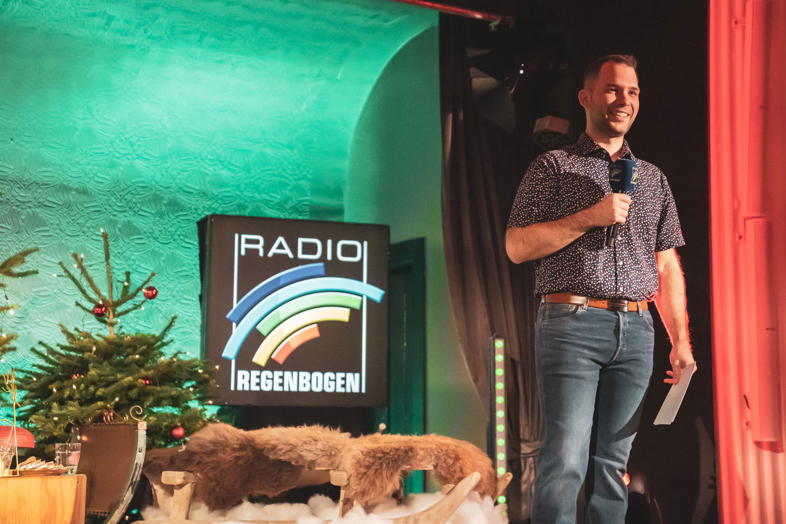 Weihnachtsfeier mit Dermot Kennedy