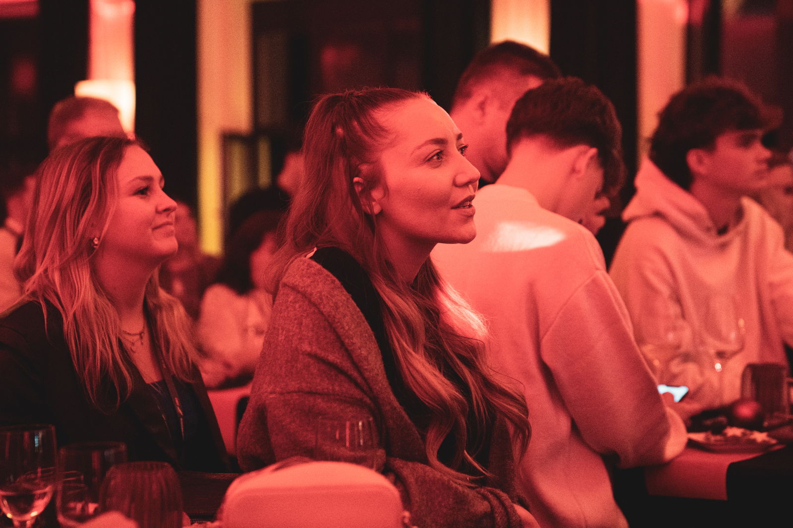 Weihnachtsfeier mit Dermot Kennedy