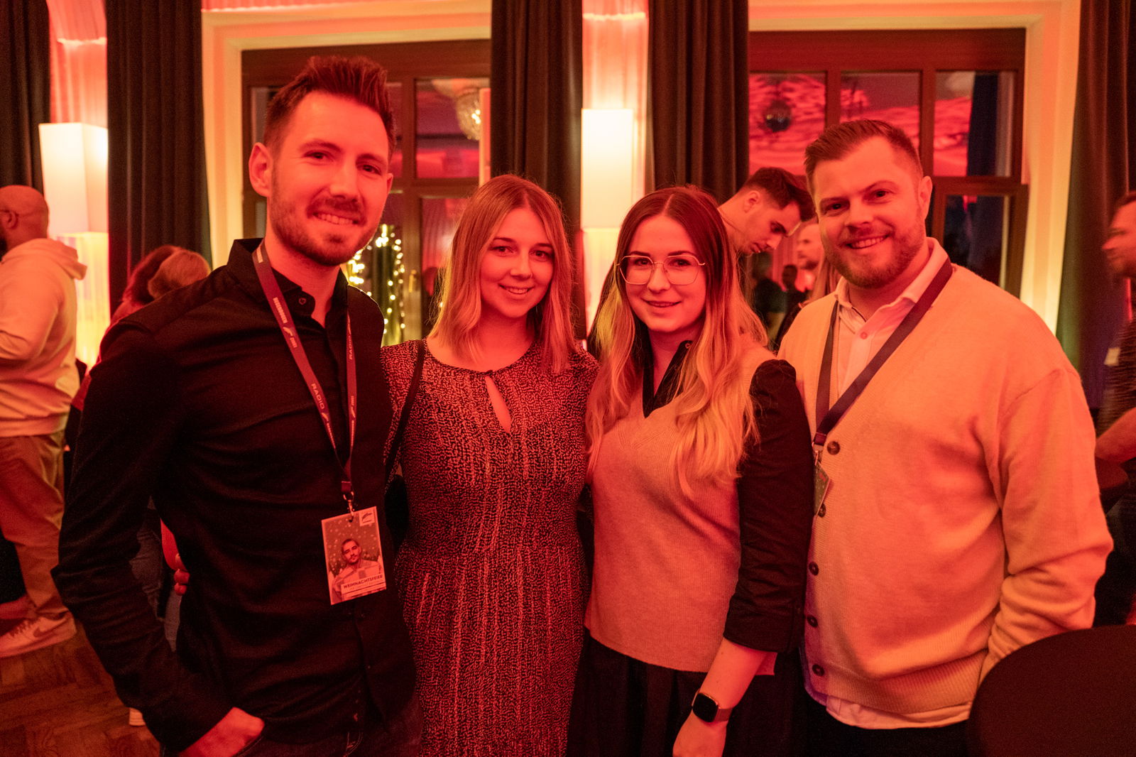 Weihnachtsfeier mit Dermot Kennedy