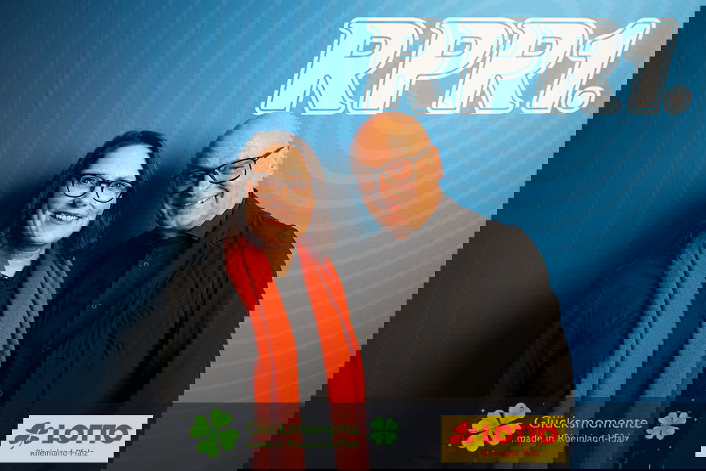 Hörerinnen und Hörer beim Adventskonzert mit Milow