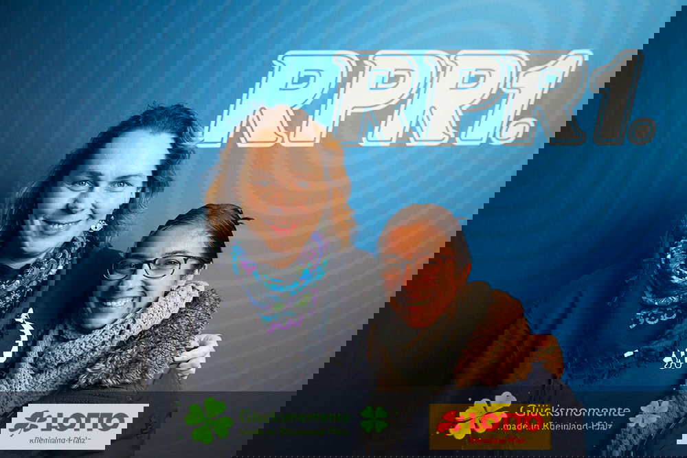 Hörerinnen und Hörer beim Adventskonzert mit Milow