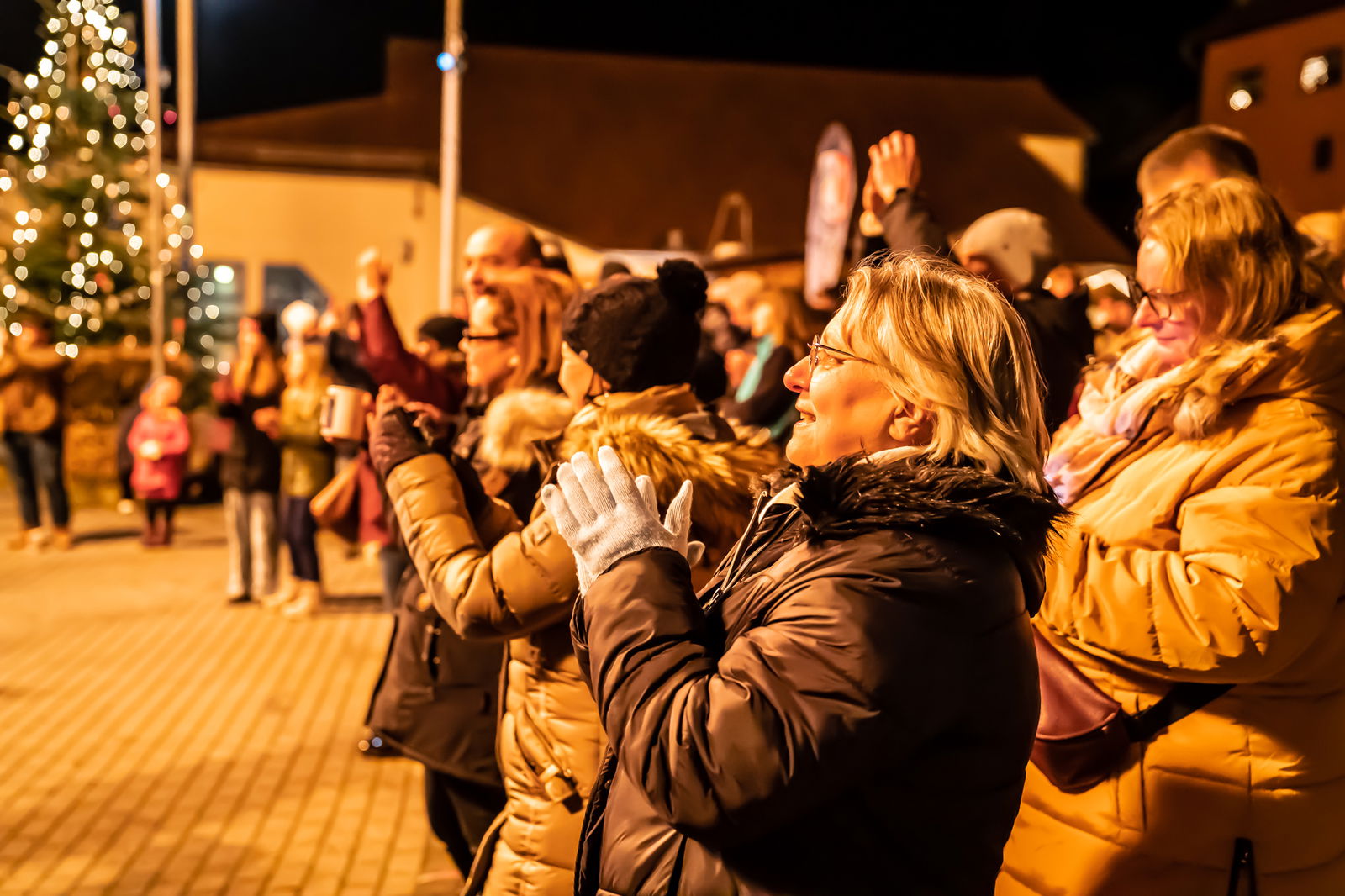 Das REGENBOGEN 2-Dorfglühen
