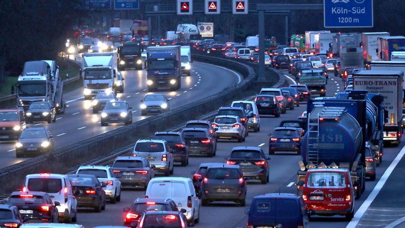 Auf Deutschlands Straßen Könnte Es Heute Kuschelig Werden | Radio ...