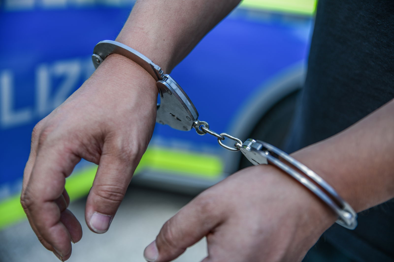 Handschellen Festnahme Festgenommen Polizei