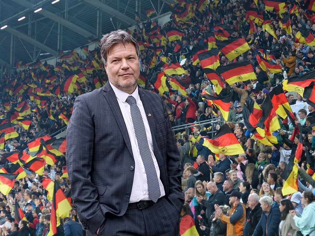 Robert Habeck vor Fußball-Fans