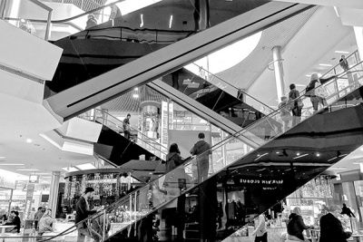 Taschengeld aufbessern: Die beliebtesten Nebenjobs für Schüler