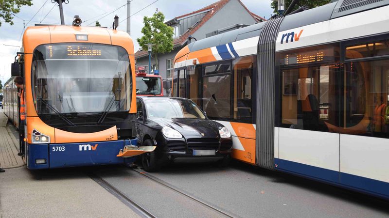 Straßenbahn Mannheim Unfall 