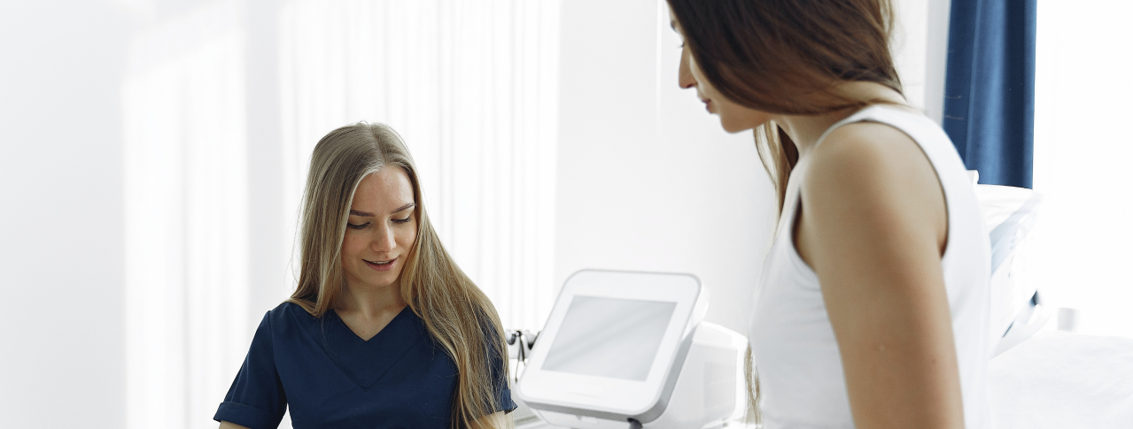 pflegefachkraft und krankenschwester