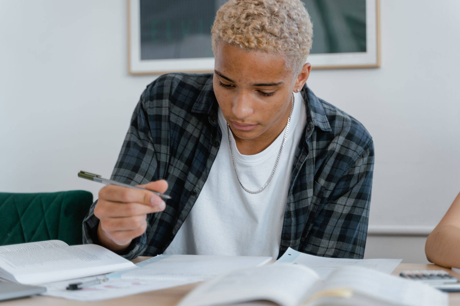 Lernen Lernschwäche Lesen Schüler Hausaufgaben Büffeln