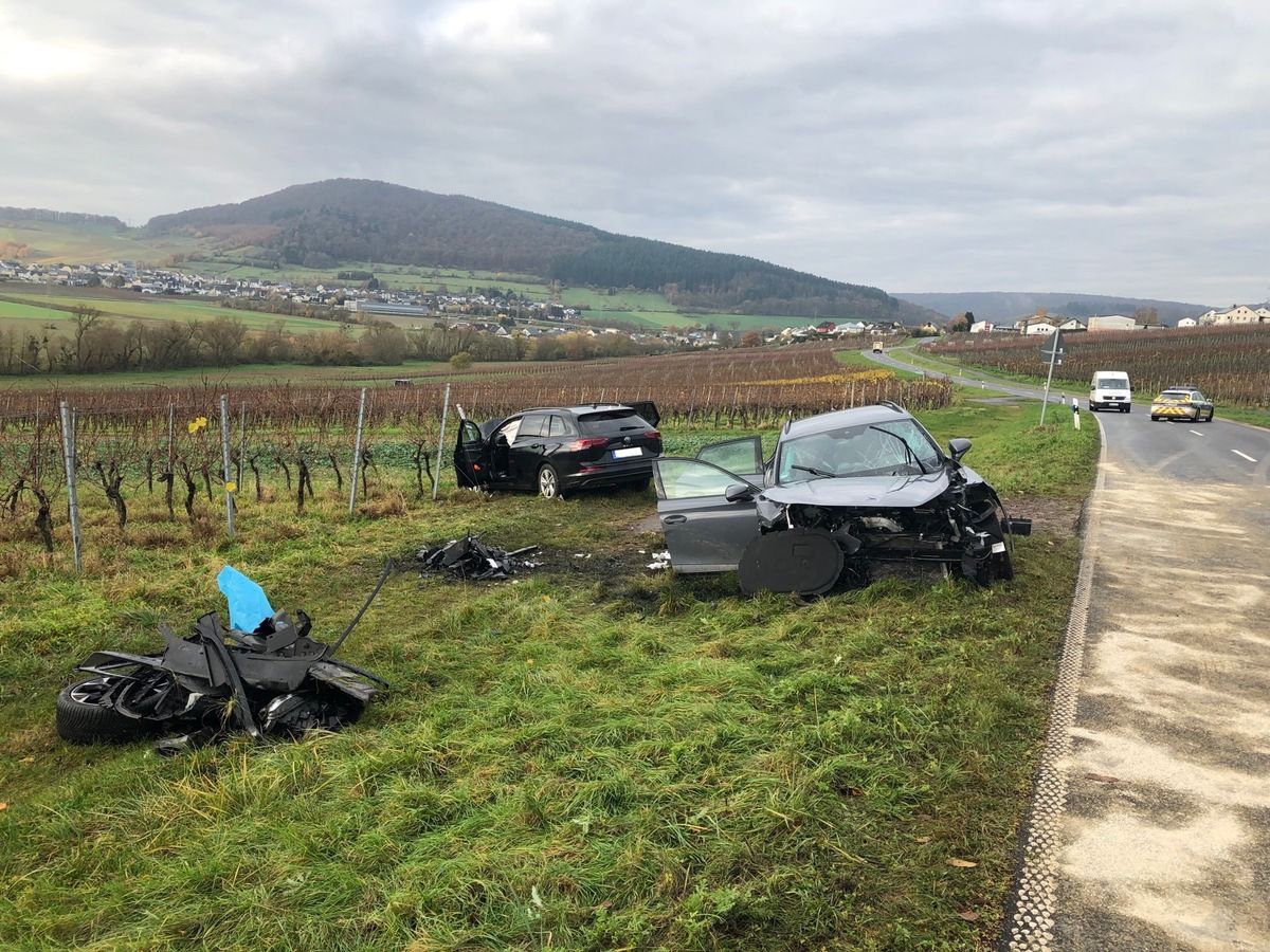 Drei Schwerverletzte Bei Heftigem Frontalcrash | RPR1.