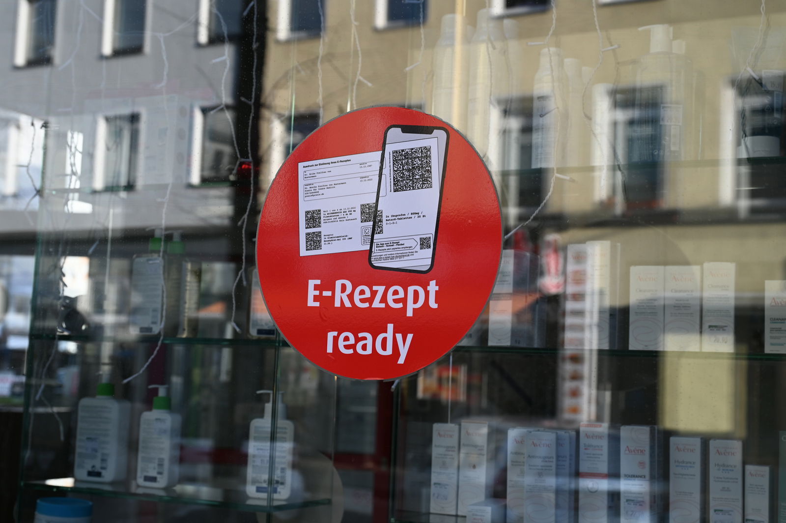 E-Rezept Werbung an einer Apotheke