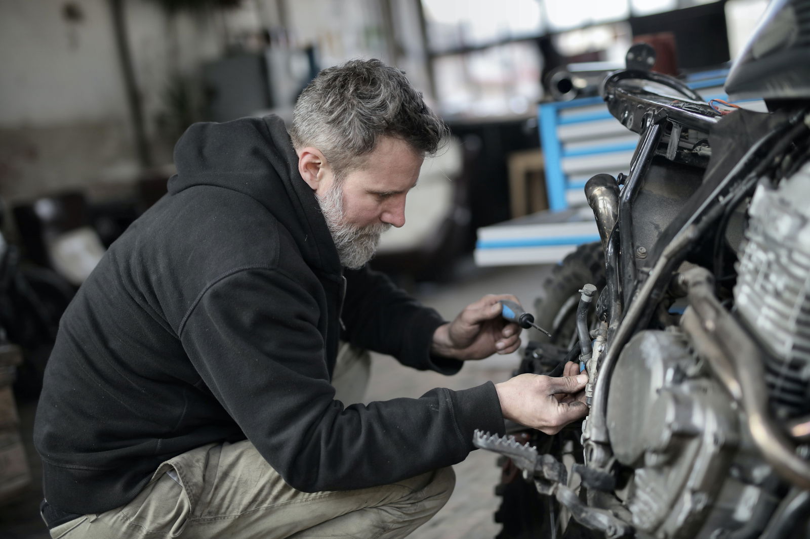 Handwerker Handwerk Motorrad Schrauber Meister Mechaniker Reparieren