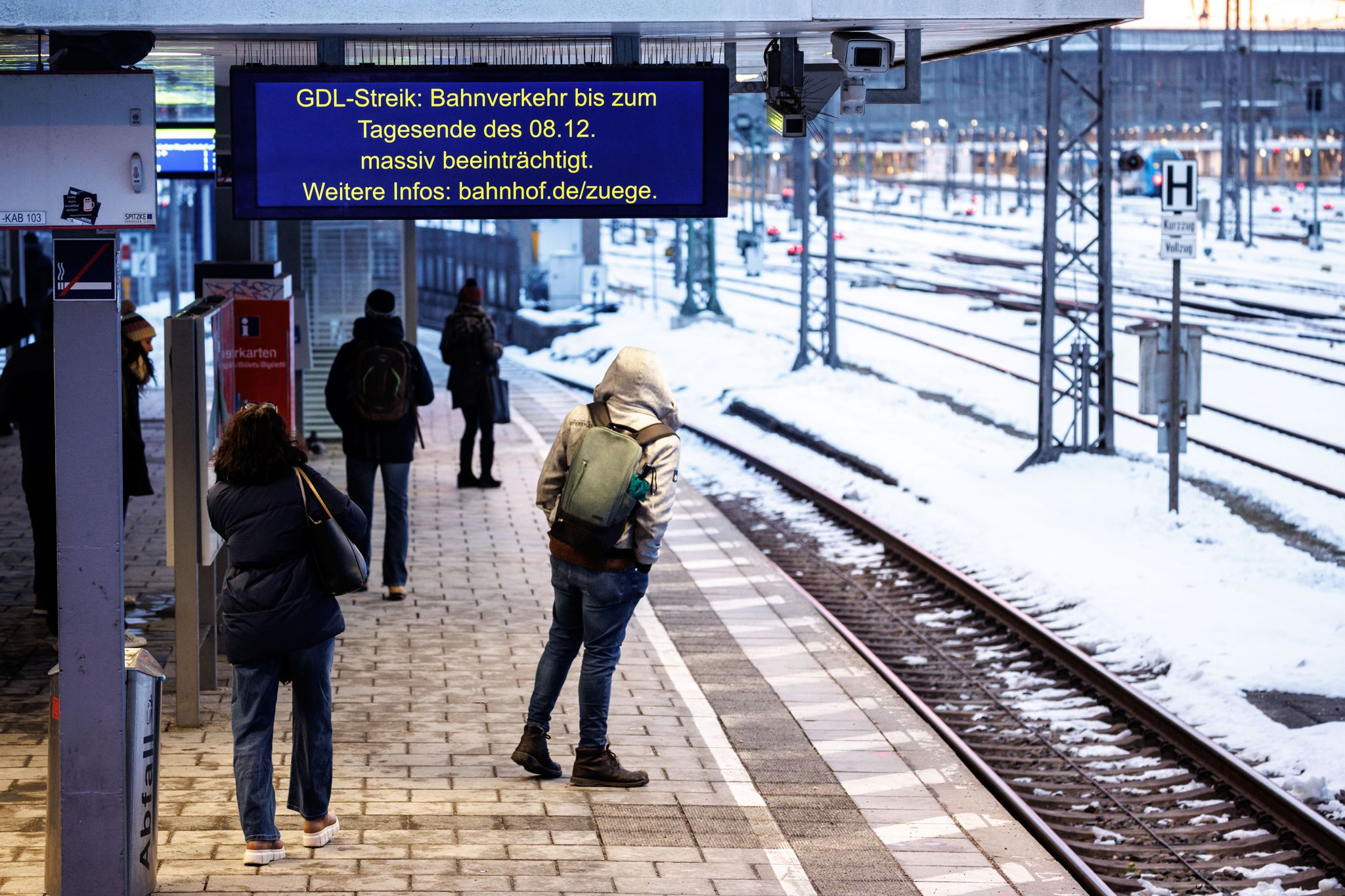 GDL-Warnstreik: Erhebliche Einschränkungen Im Bahnverkehr | Radio ...