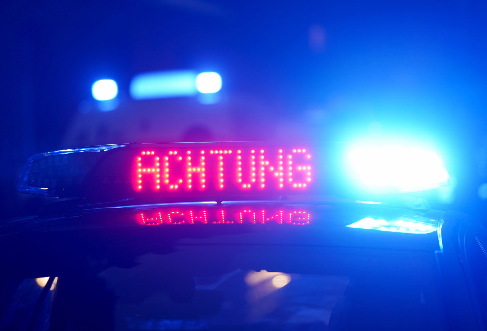 Polizei Blaulicht Achtung