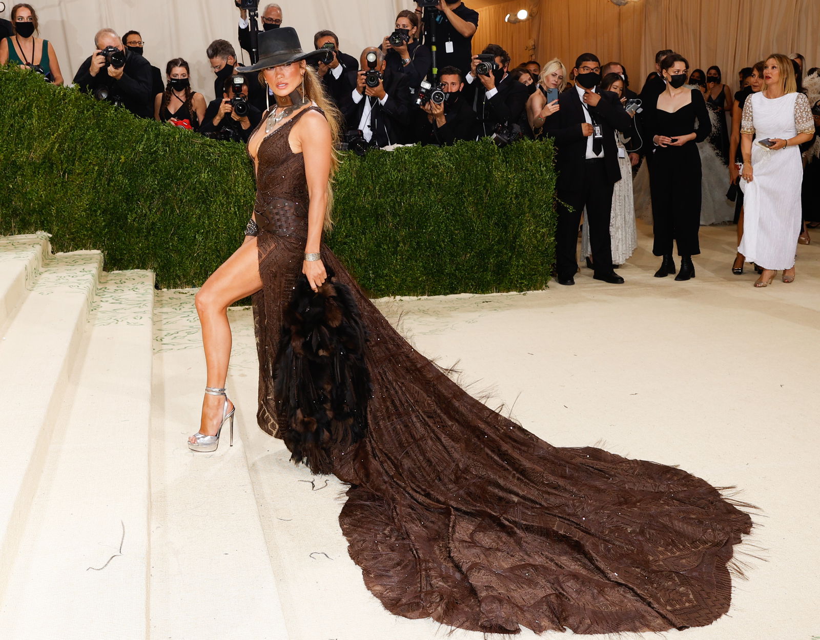 Jennifer Lopez Met Gala Look