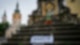 «Gewalt ist kein Weg» steht auf einem Schild: Als ein Bewaffneter diese Woche den slowakischen Premierminister Robert Fico anschoss, ging ein Schock durch das mitteleuropäische Land.