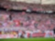 Die Spieler des VfB Stuttgart bedanken sich nach dem Spiel bei den Fans.
