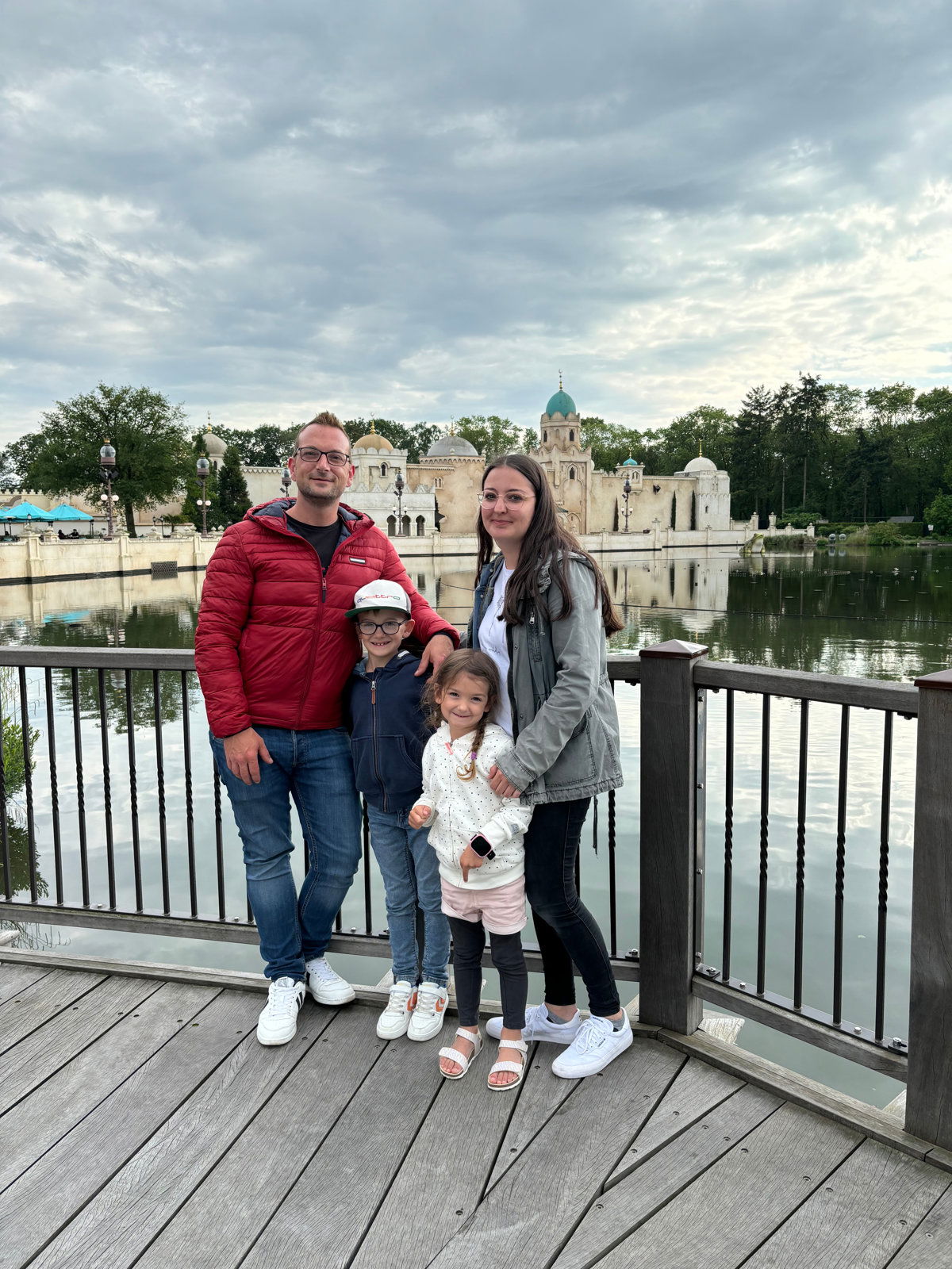 Kurz vor Beginn der Wassershow "Aquanura"