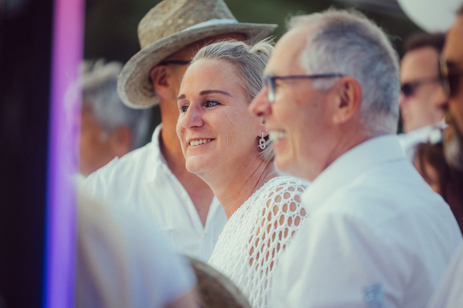 Regenbogen Partyschiff 2024
