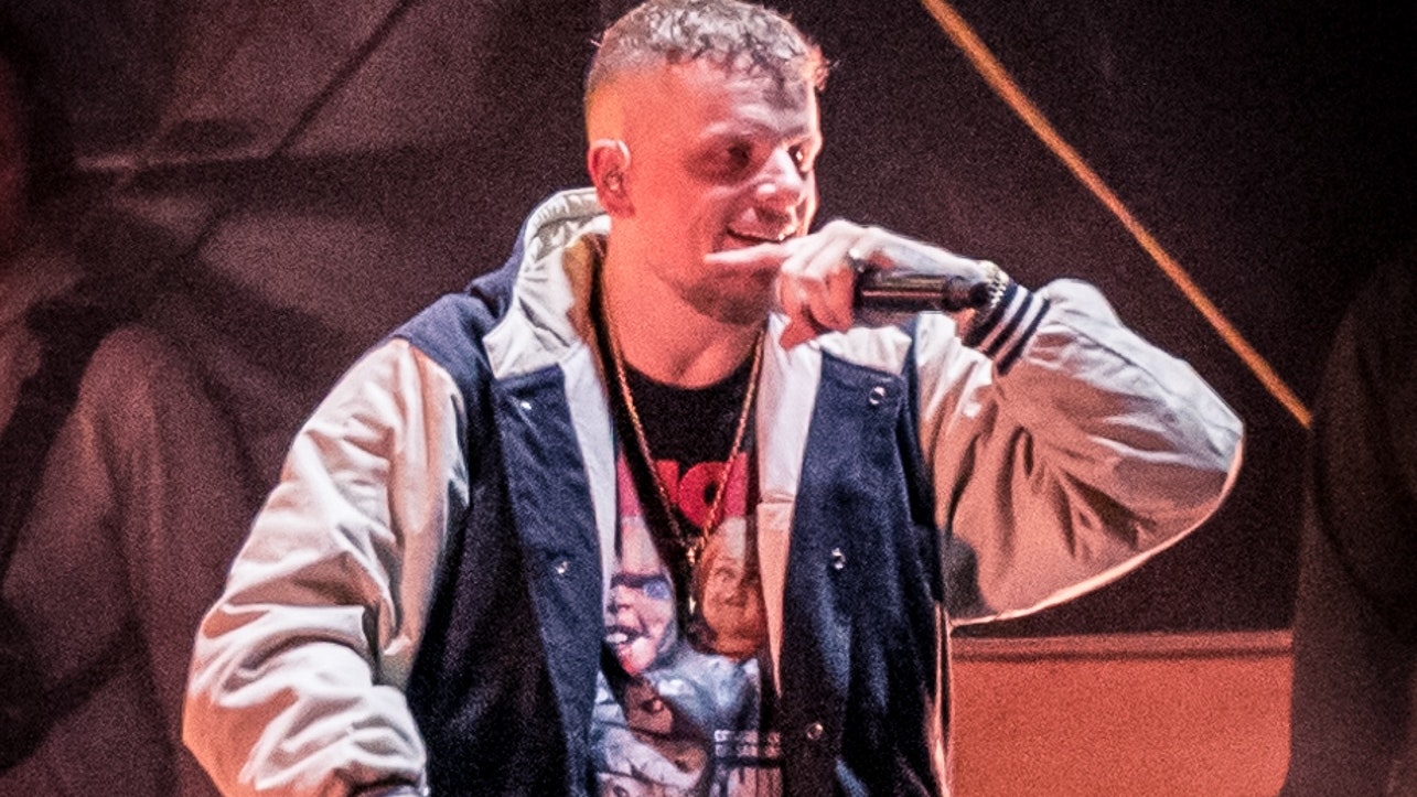 Konzert ohne Handys: Rapper Bonez MC feiert mit Fans | bigFM