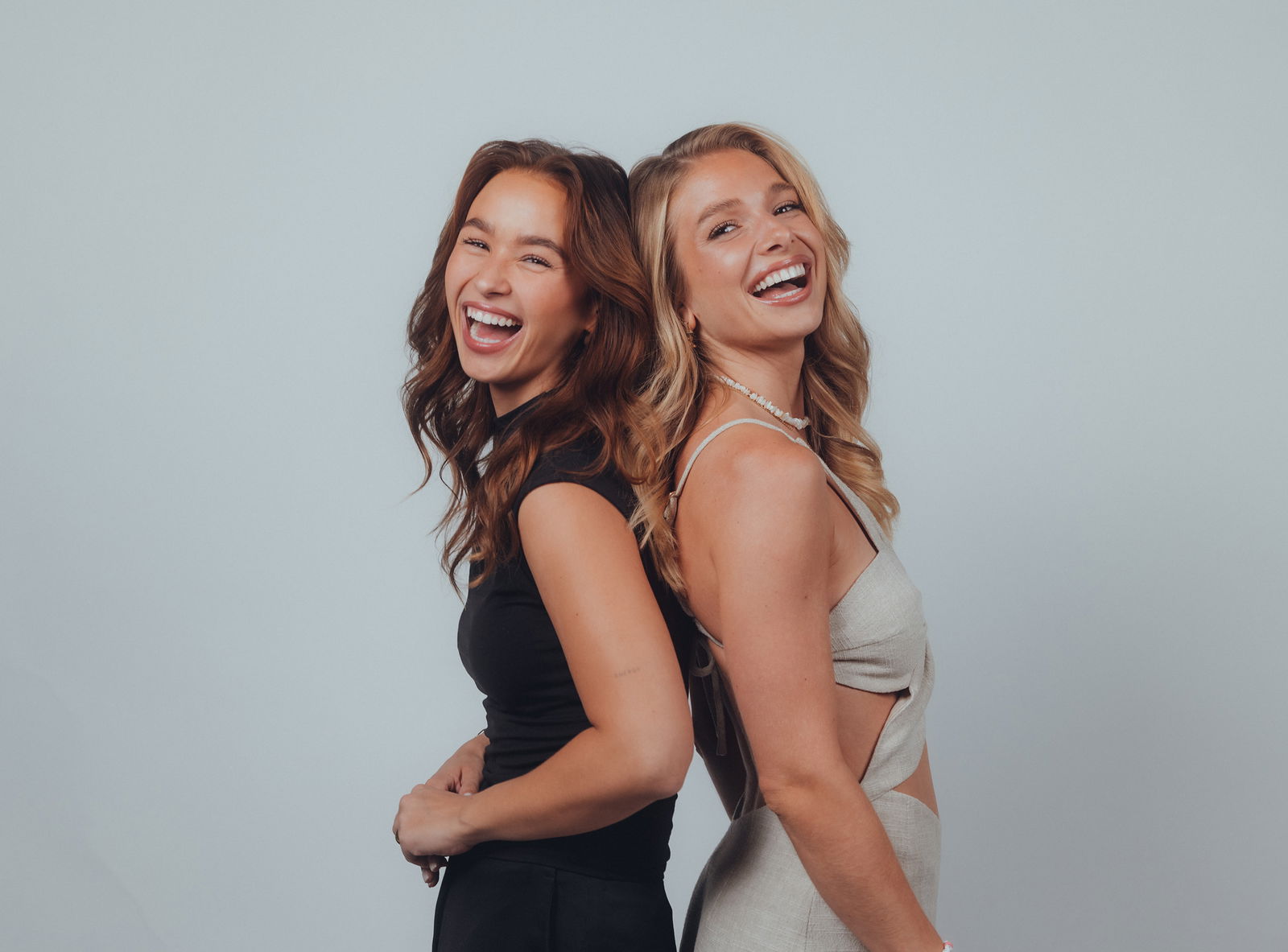 bigFM-Moderatorin Kessy Schygulla mit Lola Weippert