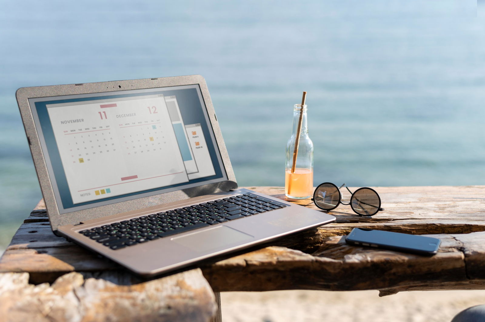 Laptop Meer Remote Urlaub 