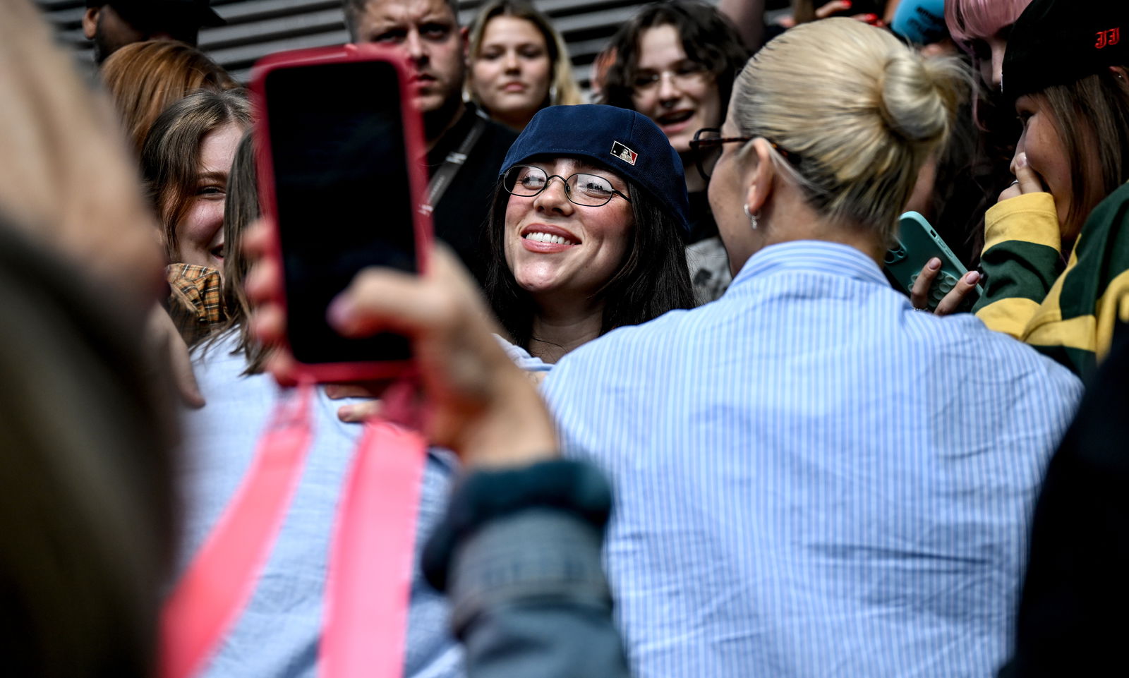 Billie Eilish x Fans