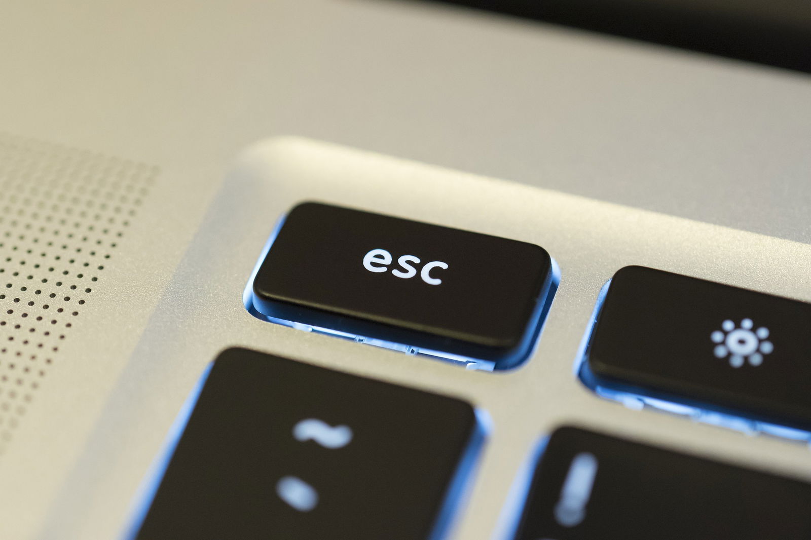 ESC-Button auf einer Macbook-Tastatur