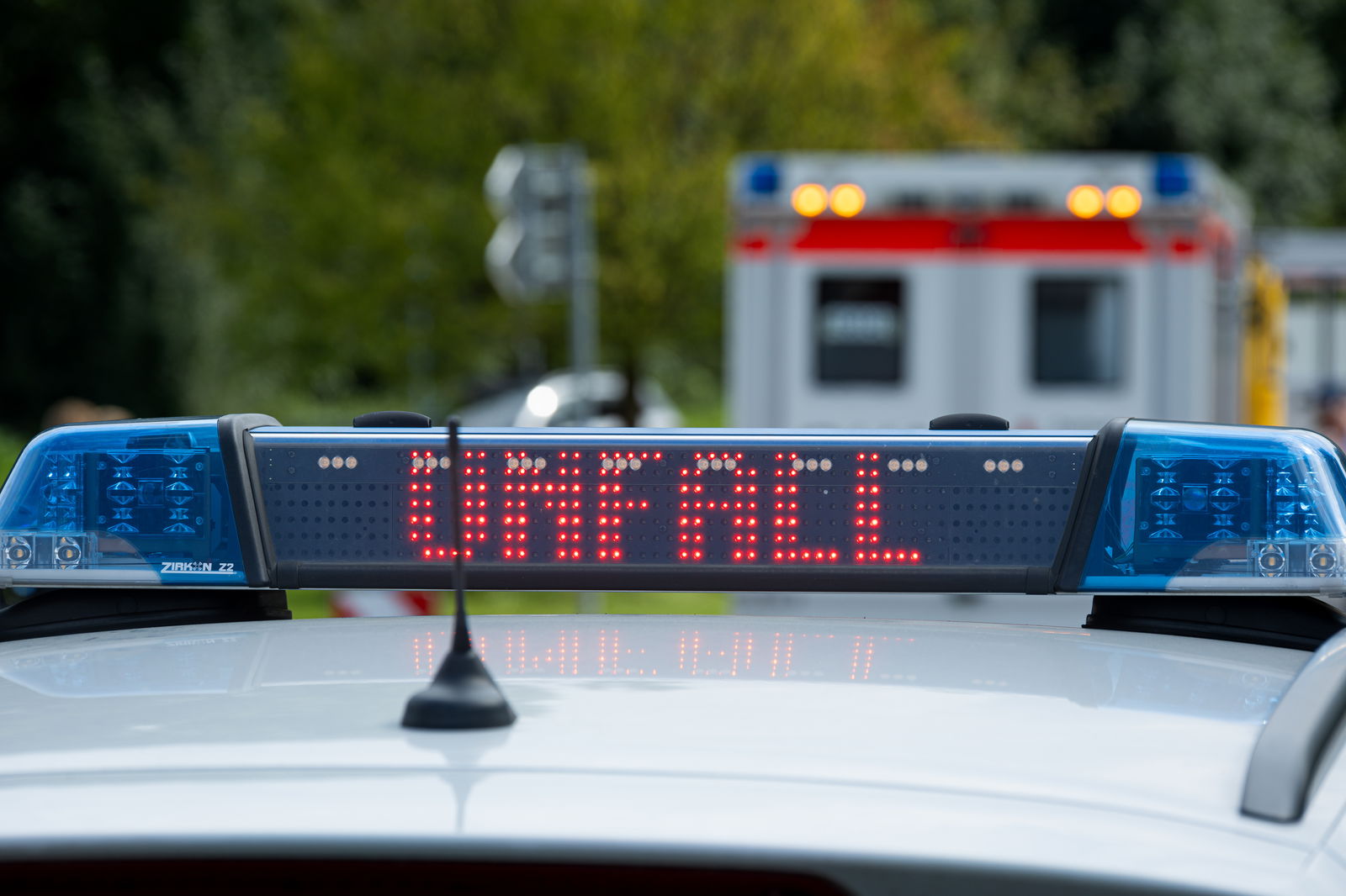 Rettungswagen Polizei