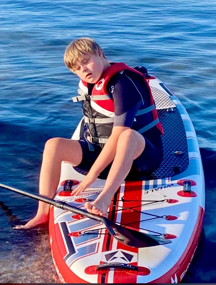 KuR Lucas auf dem SUP