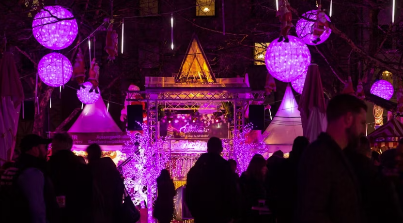 Pink Christmas Weihnachtsmarkt in München