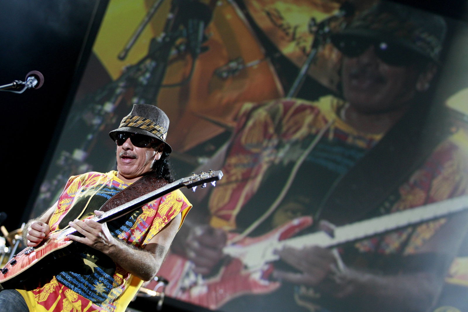 Carlos Santana