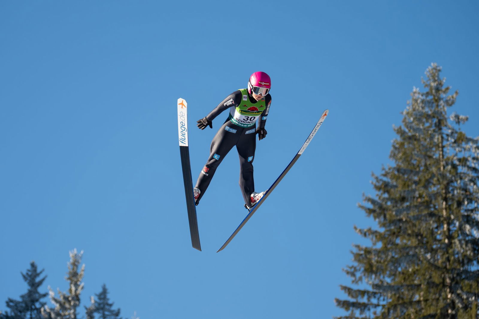 Nathalie Armbruster schafft einen Podestplatz.