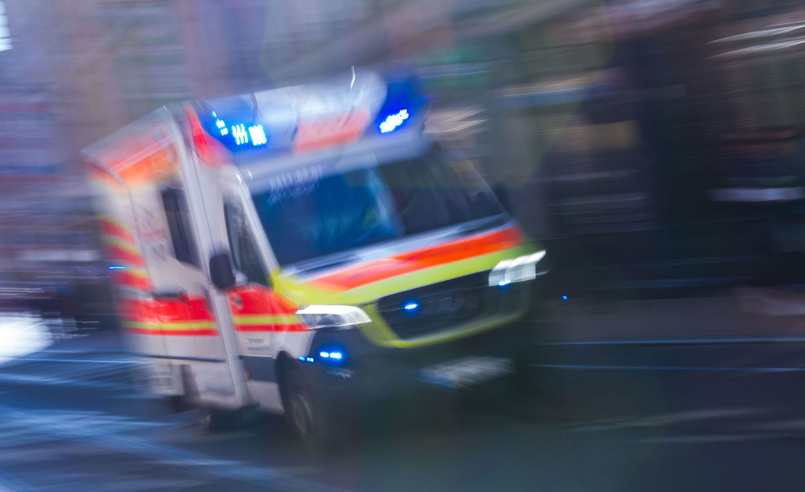 Neun Menschen werden bei einem Unfall in Ettenheim teils schwer verletzt. (Symbolbild)