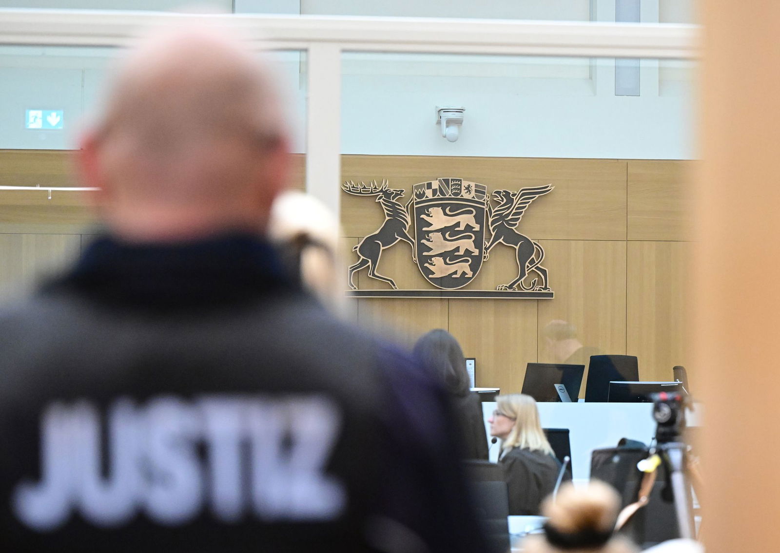 Neun Männer stehen in Stuttgart vor Gericht, immer mehr äußern sich zu den Vorwürfen.