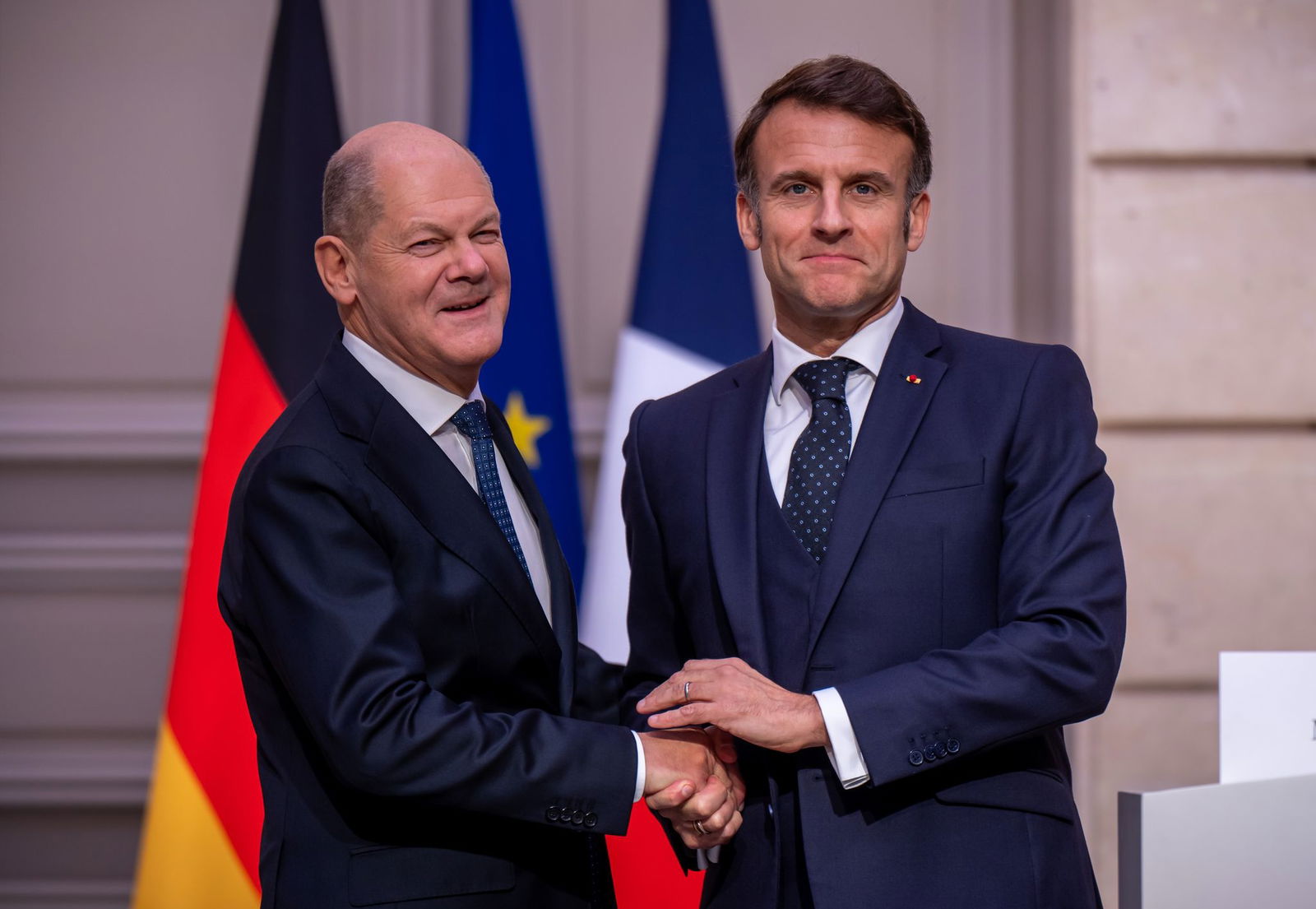 Kanzler Scholz und Präsident Macron beschwören Europas Einigkeit gegenüber Trump.