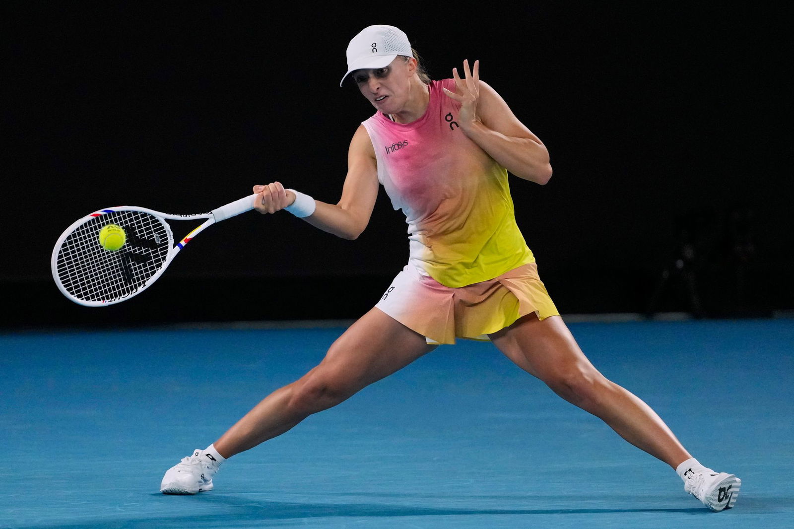 Iga Swiatek muss sich im Halbfinale mächtig strecken