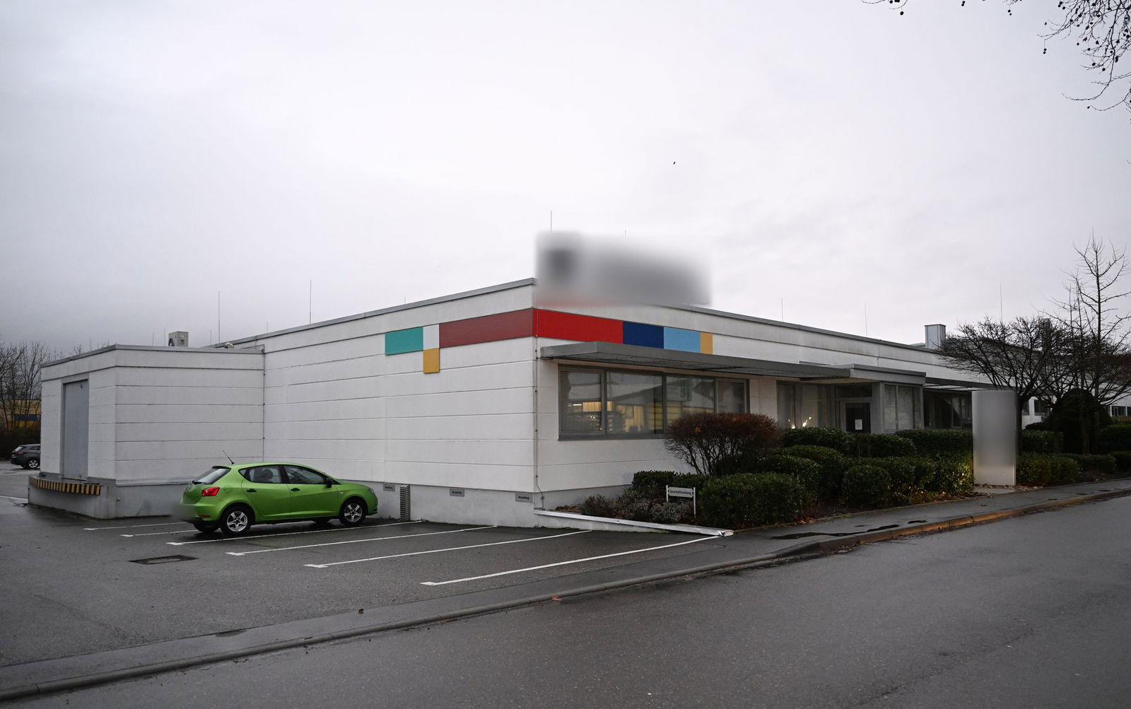 In diesem Gebäude waren die tödlichen Schüsse abgefeuert worden. Ein Opfer schwebt noch in Lebensgefahr. (Foto aktuell)