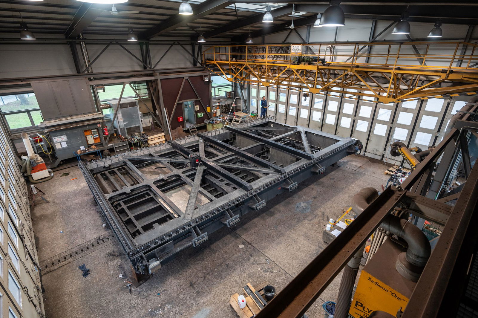 Wenn das neue Tor eingebaut ist, kann die Mosel-Schifffahrt wieder loslegen.