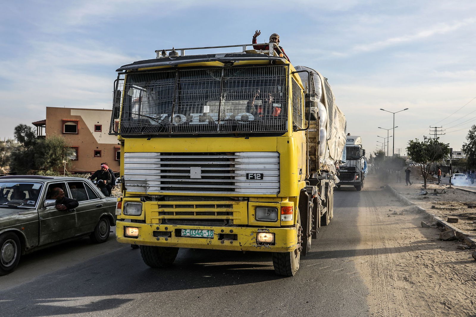 Die ersten Hilfslieferungen sind nach Beginn der Waffenruhe angelaufen.  