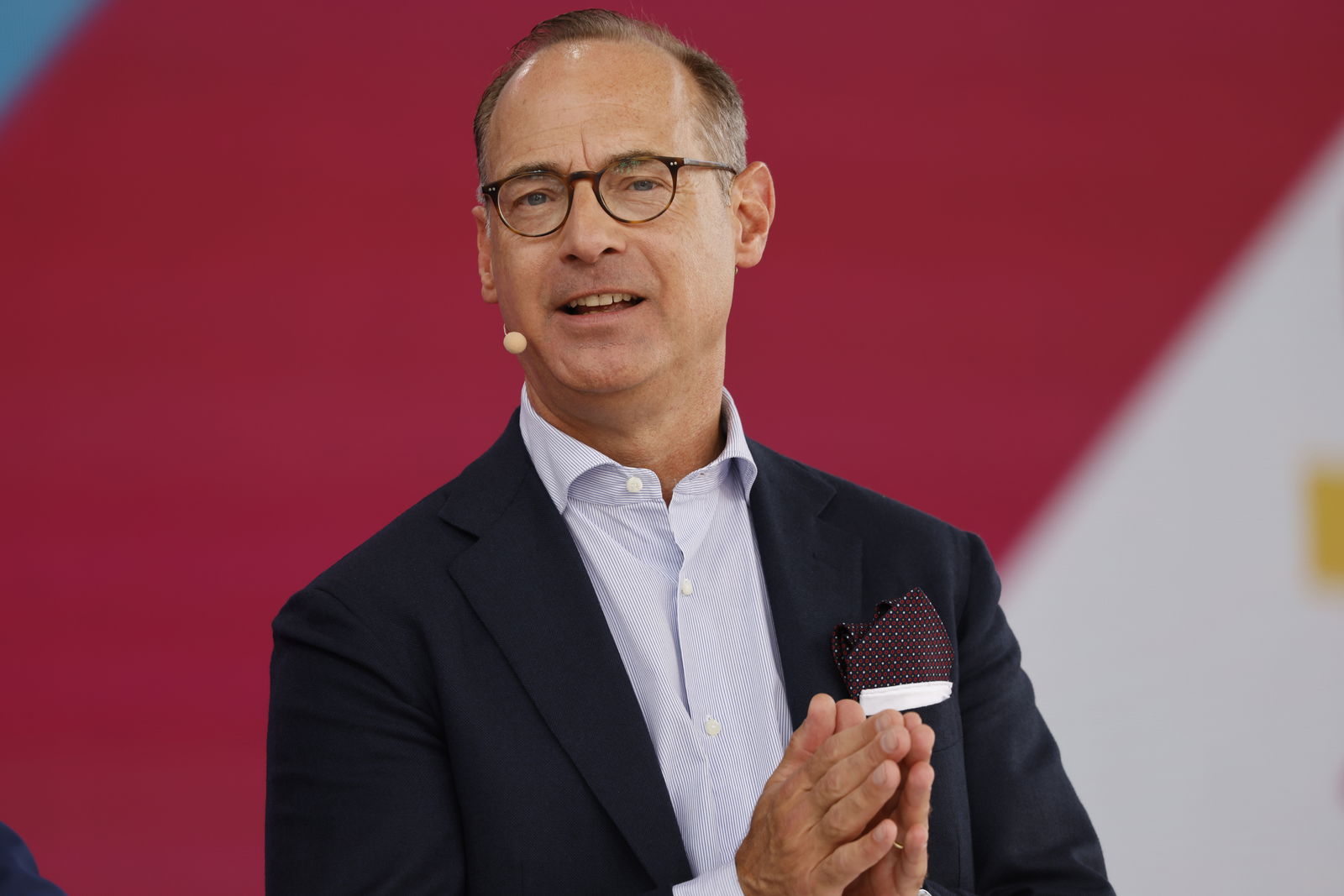 Allianz-Vorstandsvorsitzender Oliver Bäte bei der Digitalkonferenz Digital X der Deutschen Telekom in Köln