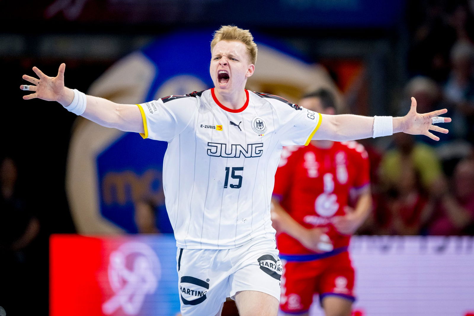 Hinter Johannes Golla ist Fischer die Nummer zwei auf der Kreisläufer-Position. 