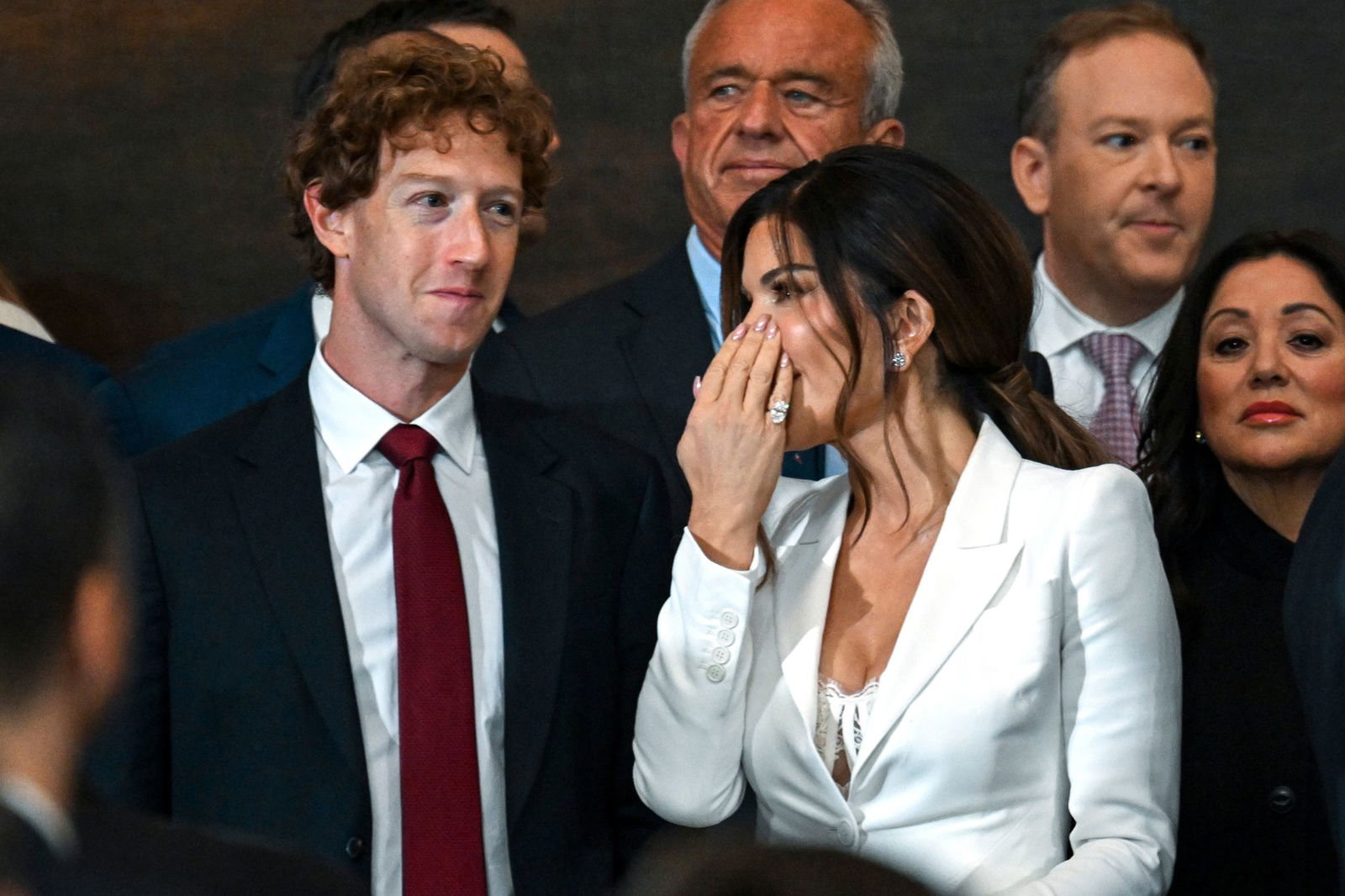 Mark Zuckerberg und Lauren Sanchez plauderten im Publikum. 