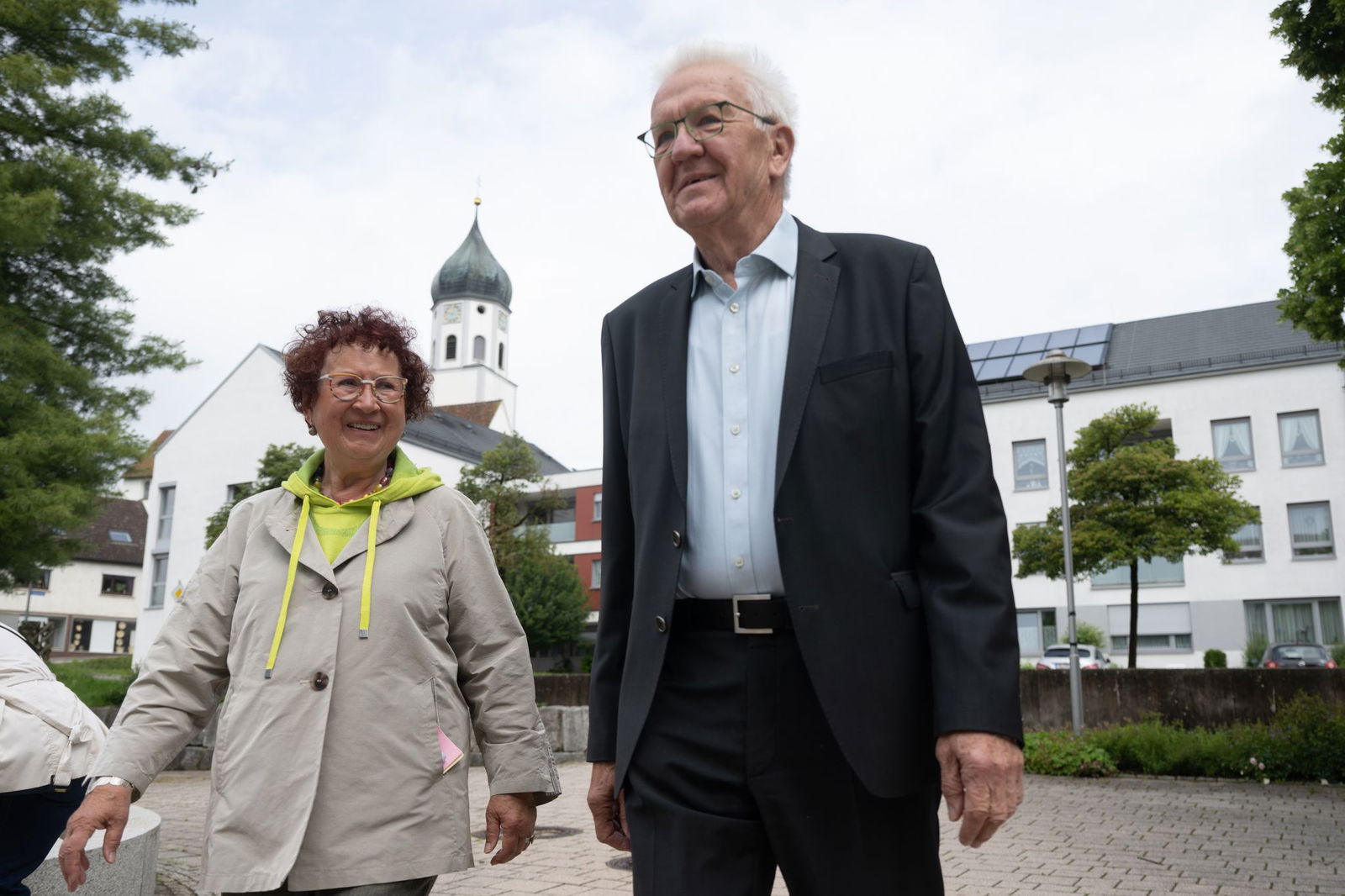 Kretschmann will sich um seine Frau kümmern.