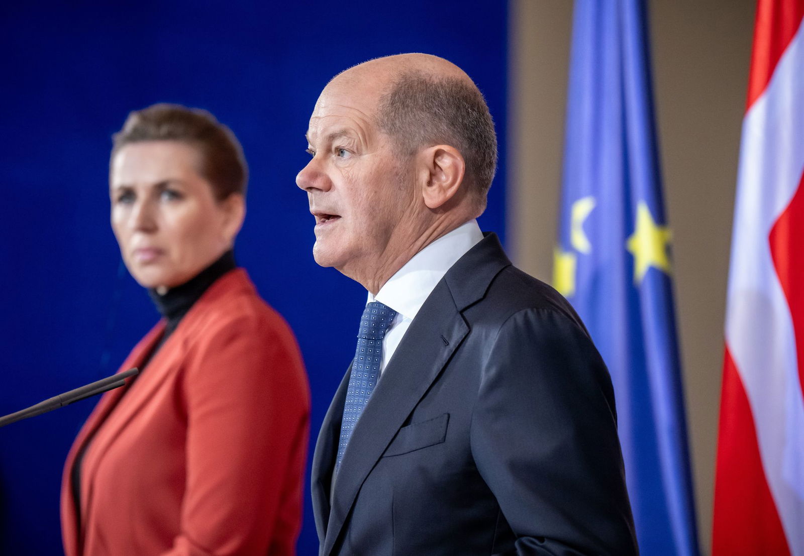 «To whom it may concern» - Olaf Scholz steht an der Seite Dänemarks.