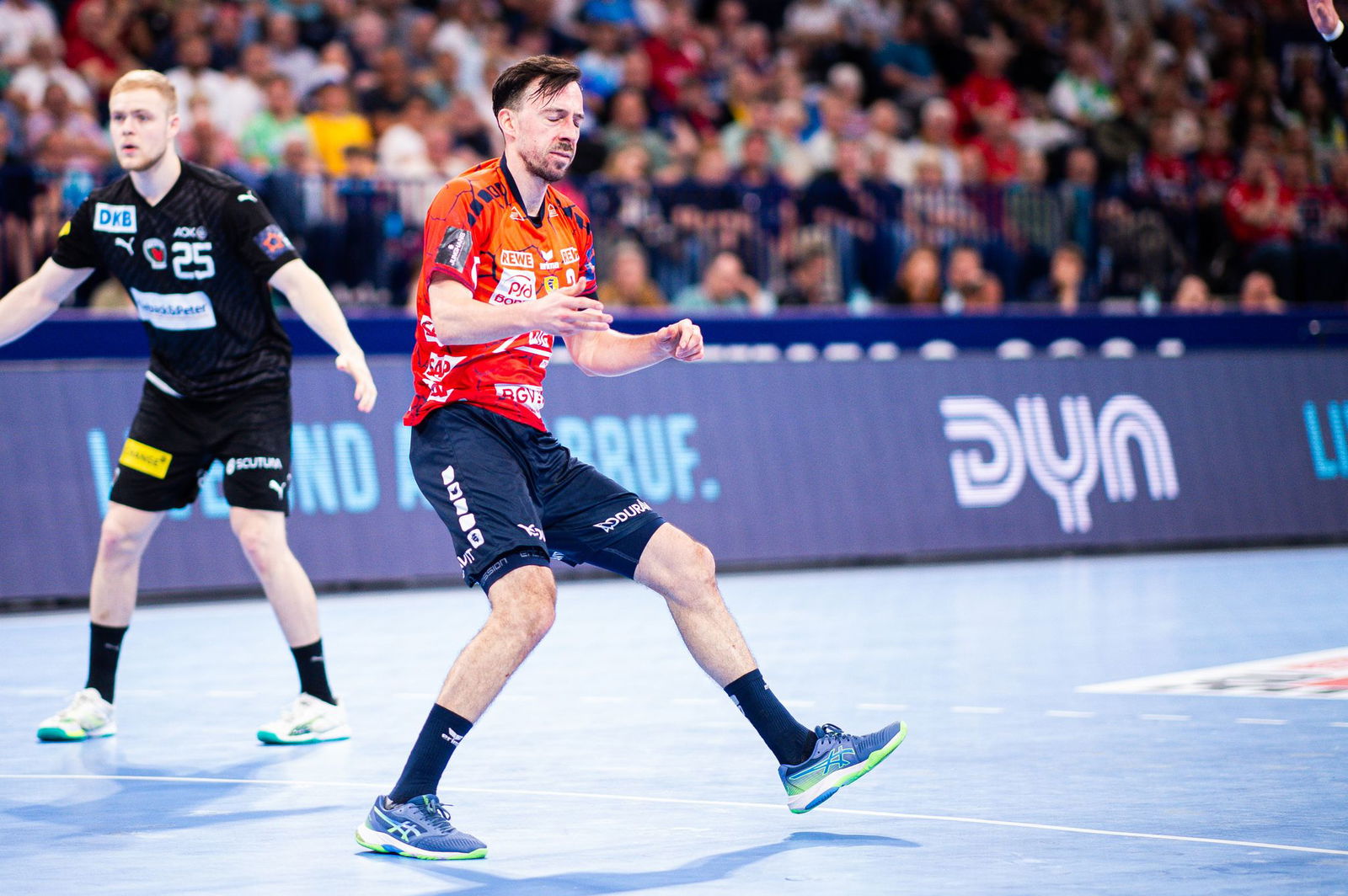 Patrick Groetzki bekommt einen neuen Partner auf der Rechtsaußenposition.