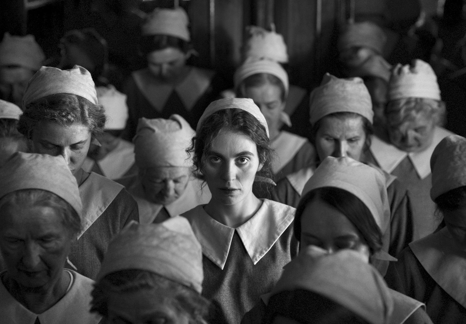 Filmszene mit Vic Carmen Sonne als Karoline (m).