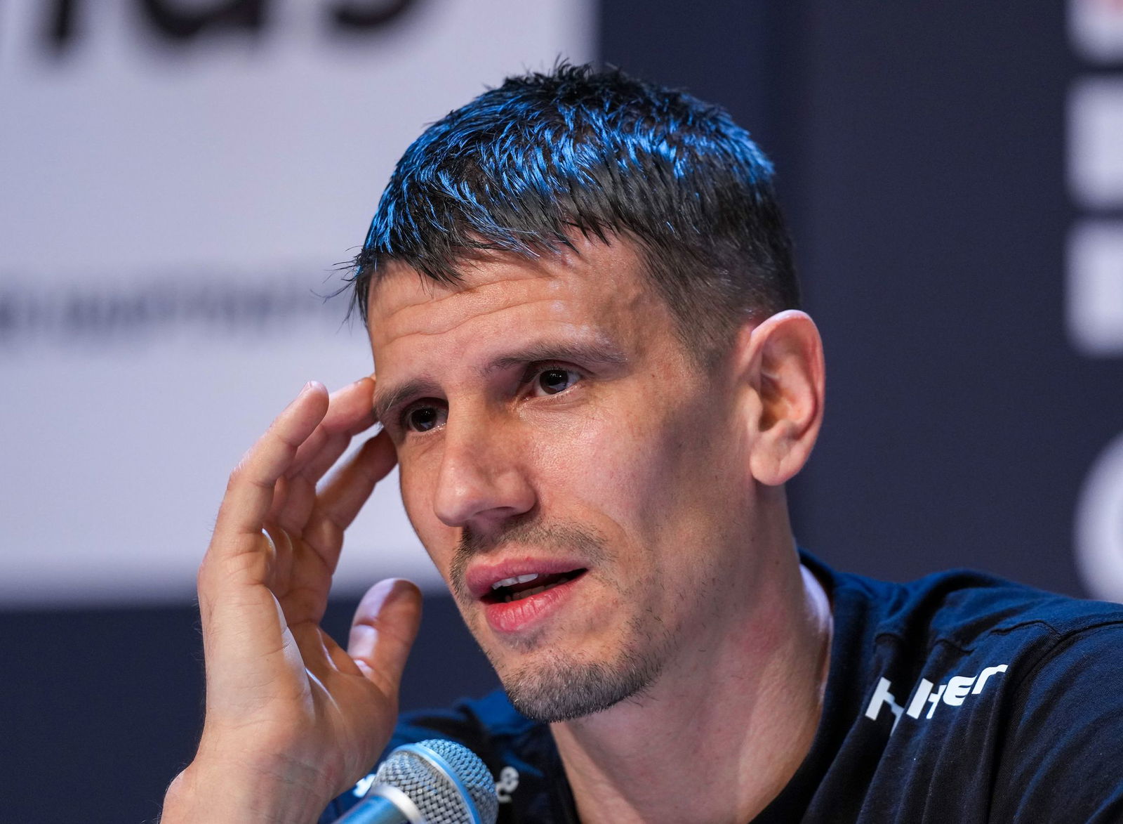 Andy Schmid rechnet sich mit der Schweiz gegen Deutschland keine großen Chancen aus.